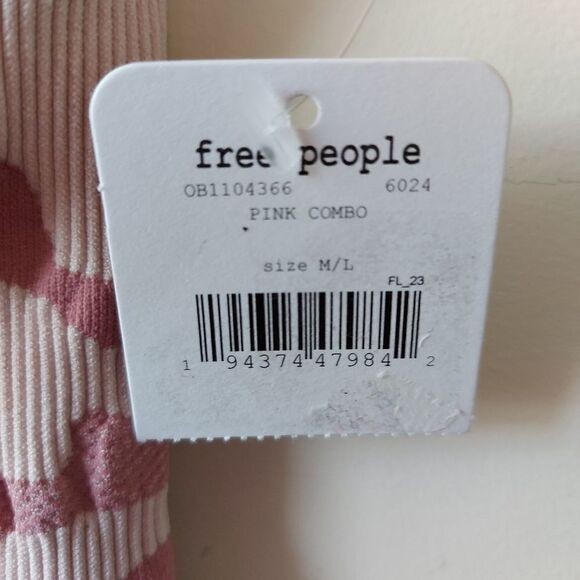 Free People pink Camo Cropped Pants - Picture 5 of 6